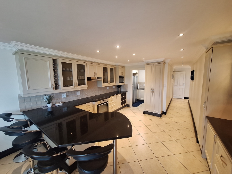 3 Bedroom Property for Sale in Wavecrest Eastern Cape